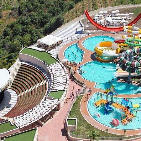 Luxery Suite Goldcity Gold City אלאניה מראה חיצוני תמונה