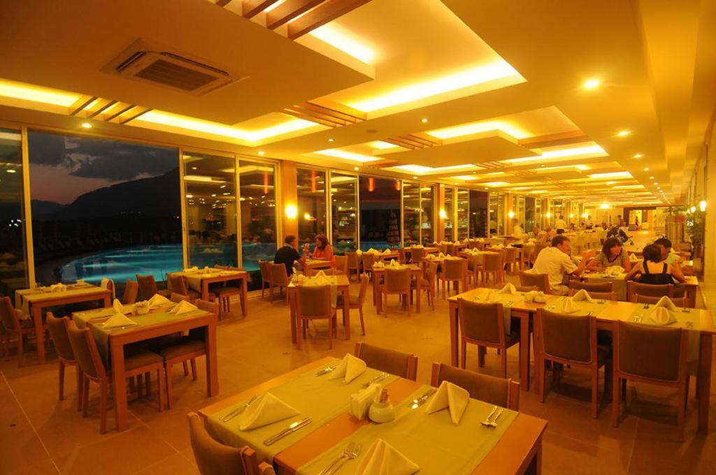Luxery Suite Goldcity Gold City אלאניה מראה חיצוני תמונה