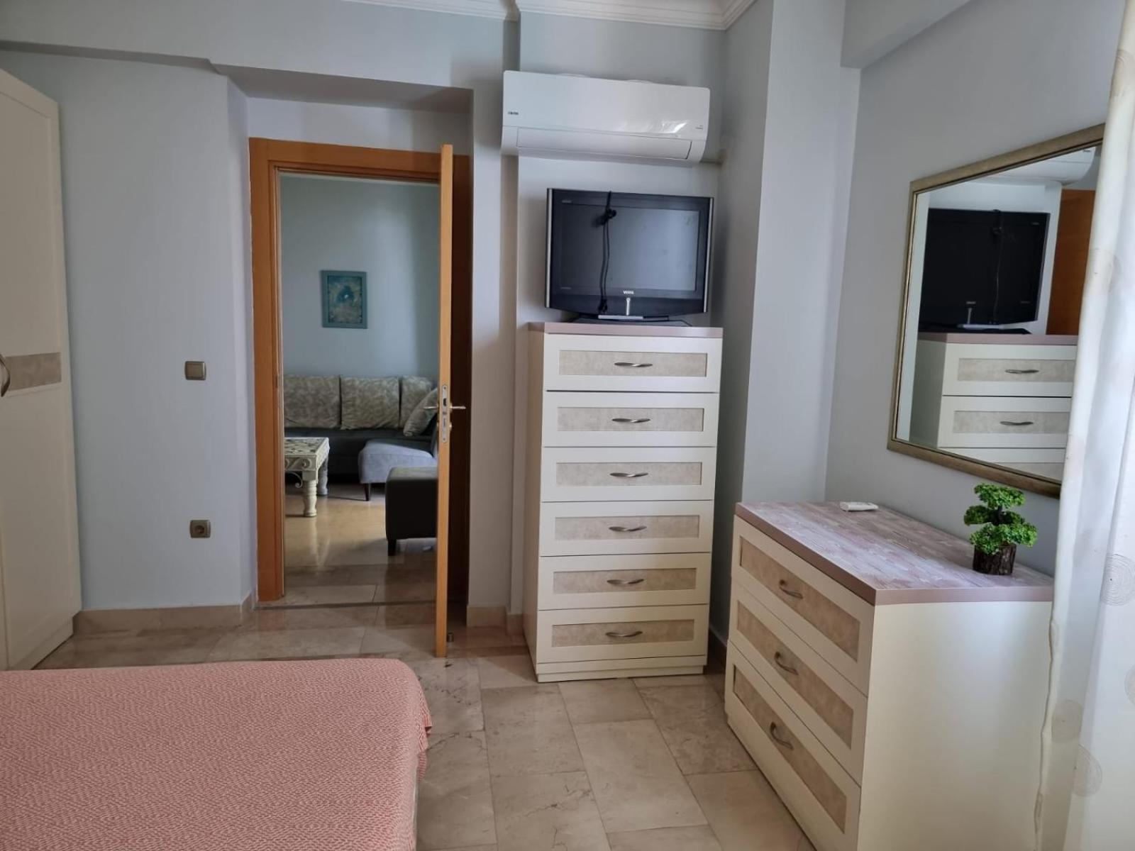 Luxery Suite Goldcity Gold City אלאניה מראה חיצוני תמונה