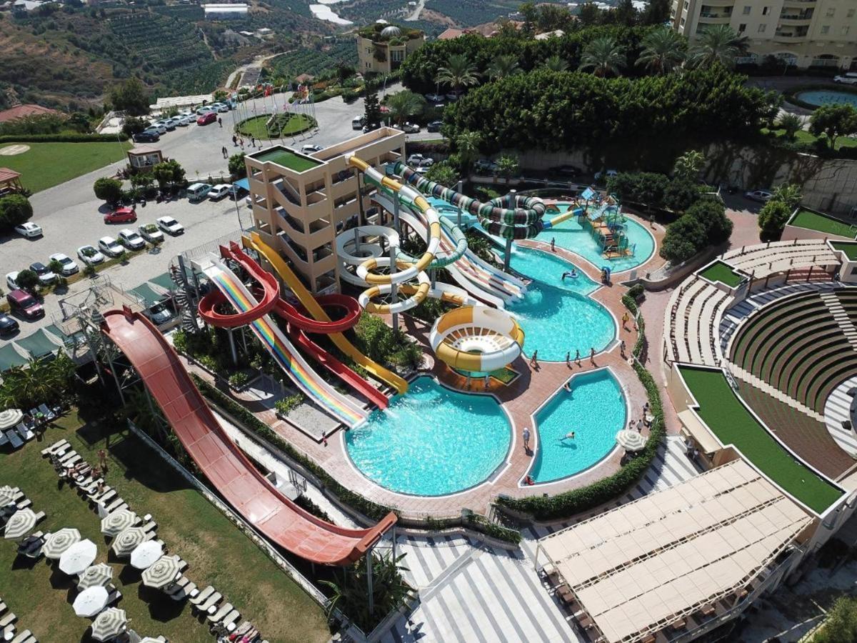 Luxery Suite Goldcity Gold City אלאניה מראה חיצוני תמונה